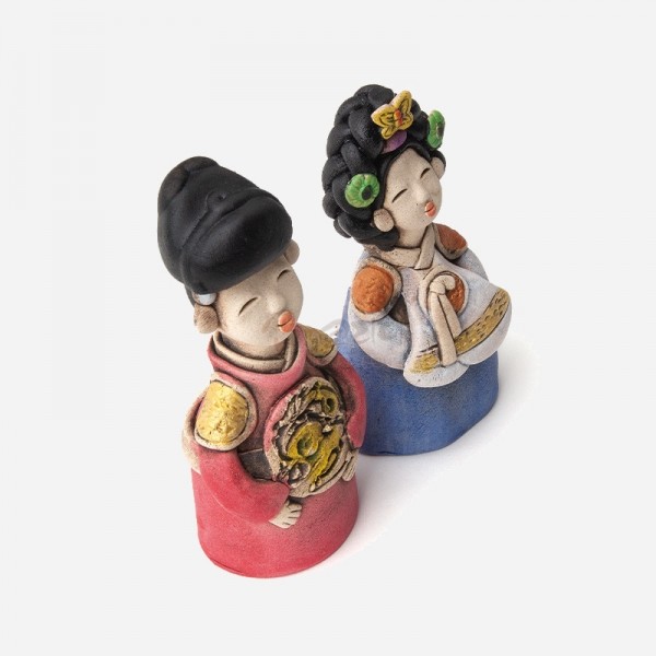 황토인형-작은 왕과왕비 - 황토로 구워내 채색한,도자기 기법의 작은 전통인형